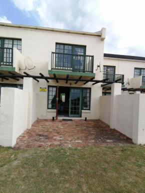 9 Settler Sands Port Alfred